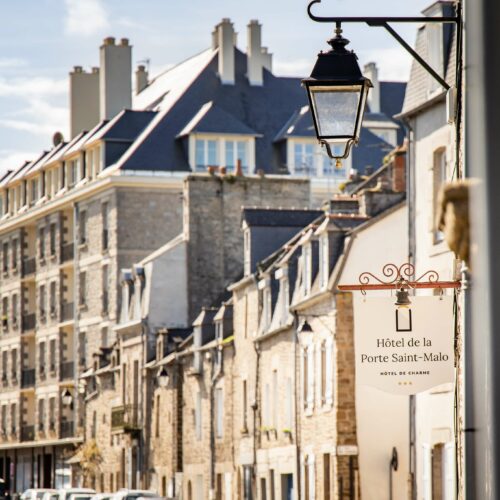 Extérieur Hôtel - Photo n°3 | Hôtel de la Porte Saint-Malo